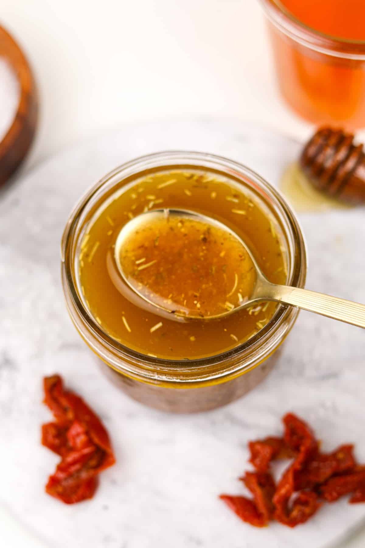 Gourmet Flavor in 5 Minutes: Sundried Tomato Vinaigrette